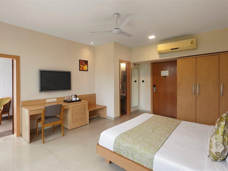 Mango Suites Select Mahape Navi Mumbai Exterior photo